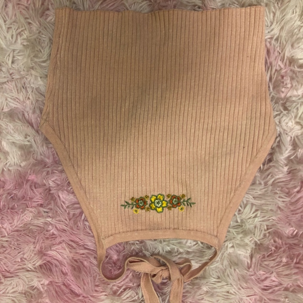 Pink ribbed tie up halter crop top